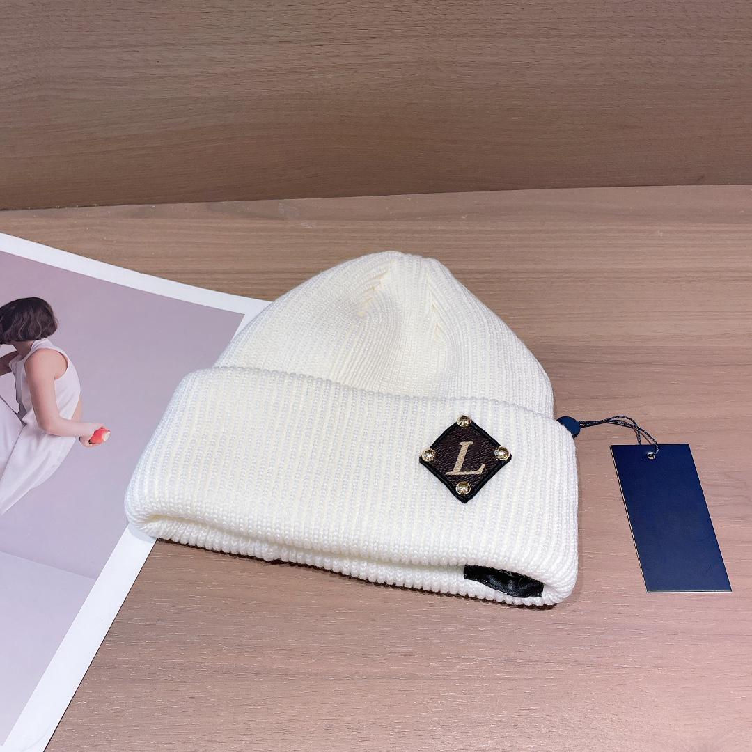Beanie Luxurys men's and women's Designers Winter Hat INS Fahion Warm Knitted Hats Hip Hop Style Warmth Leisure Ear Protection Coo, Blue;gray
Beanie Luxurys men's and women's Designers Winter Hat INS Fahion Warm Knitted Hats Hip Hop Style Warmth Leisure Ear Protection Coo, Blue;gray