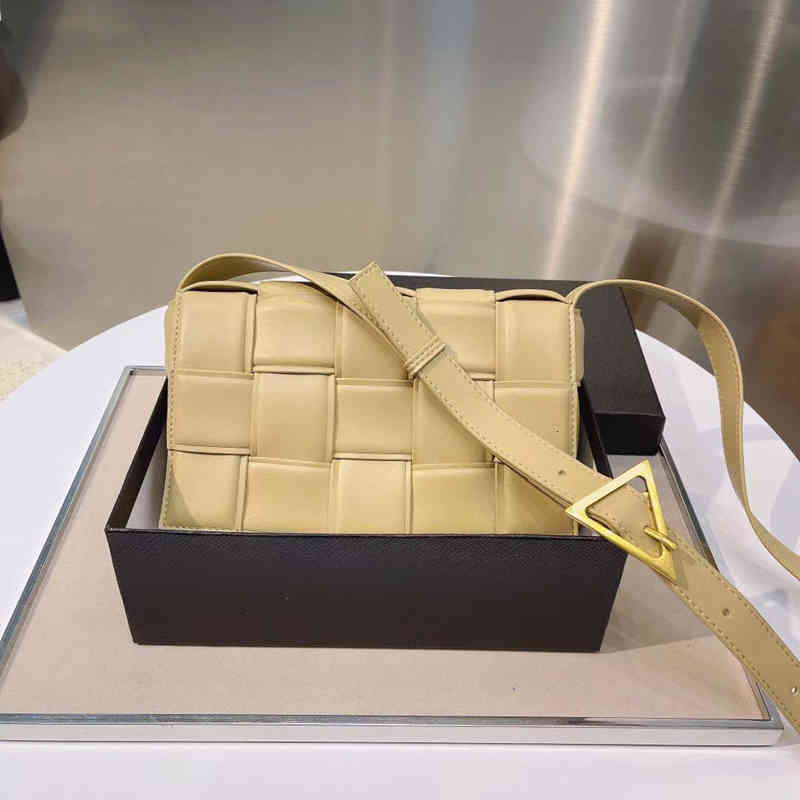 Evening Bags + Classic Satchel handbags imitation brands tote bag shoulder wallet Women clutch Designers patent leather duffle wholesale With NLPQ, 1# packing bag
Evening Bags + Classic Satchel handbags imitation brands tote bag shoulder wallet Women clutch Designers patent leather duffle wholesale With NLPQ, 1# packing bag