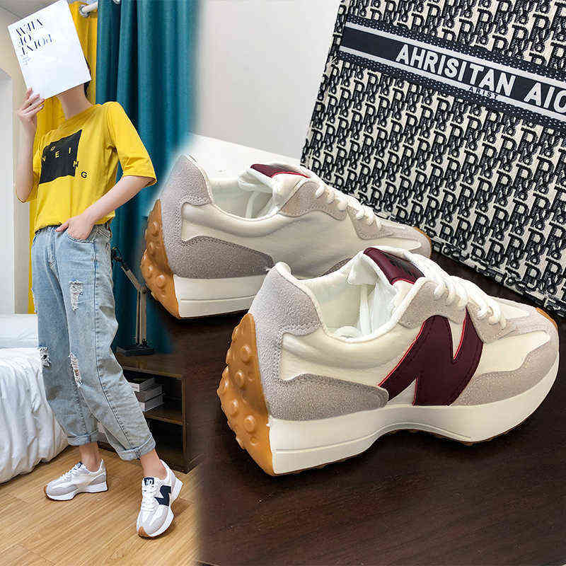 Women's 2021 spring and autumn season red bottom sports casual fashion N non-slip women's sneakers H1028, Black
Women's 2021 spring and autumn season red bottom sports casual fashion N non-slip women's sneakers H1028, Black
