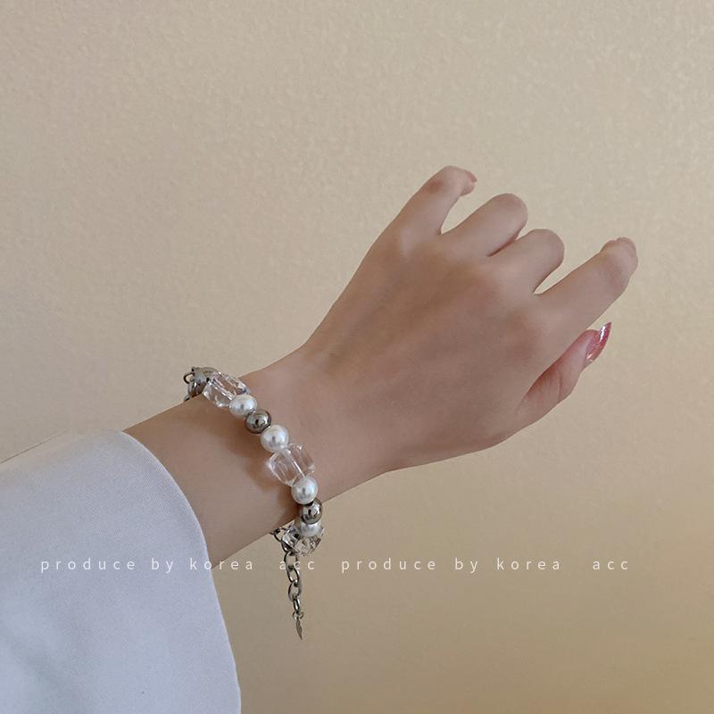 Link, Chain Europe Exaggerated Block Transparent Crystal Pearl Bracelet Trend Cold Wind Personality Hip-hop Jewelry
Link, Chain Europe Exaggerated Block Transparent Crystal Pearl Bracelet Trend Cold Wind Personality Hip-hop Jewelry