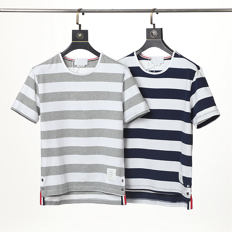 2021 summer men's fashion striped short-sleeved T-shirt new yarn-dyed cotton round neck pullover men and women the same style Korean, Blue
2021 summer men's fashion striped short-sleeved T-shirt new yarn-dyed cotton round neck pullover men and women the same style Korean, Blue