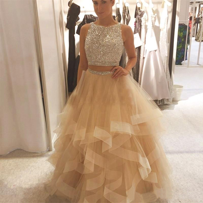 2021 Plus Size Ball Gown Champagne Prom Dresses Sparkly Sequins Beaded Top Tulle Tiered Skirt Keyhole Back Backless Evening Dresses
