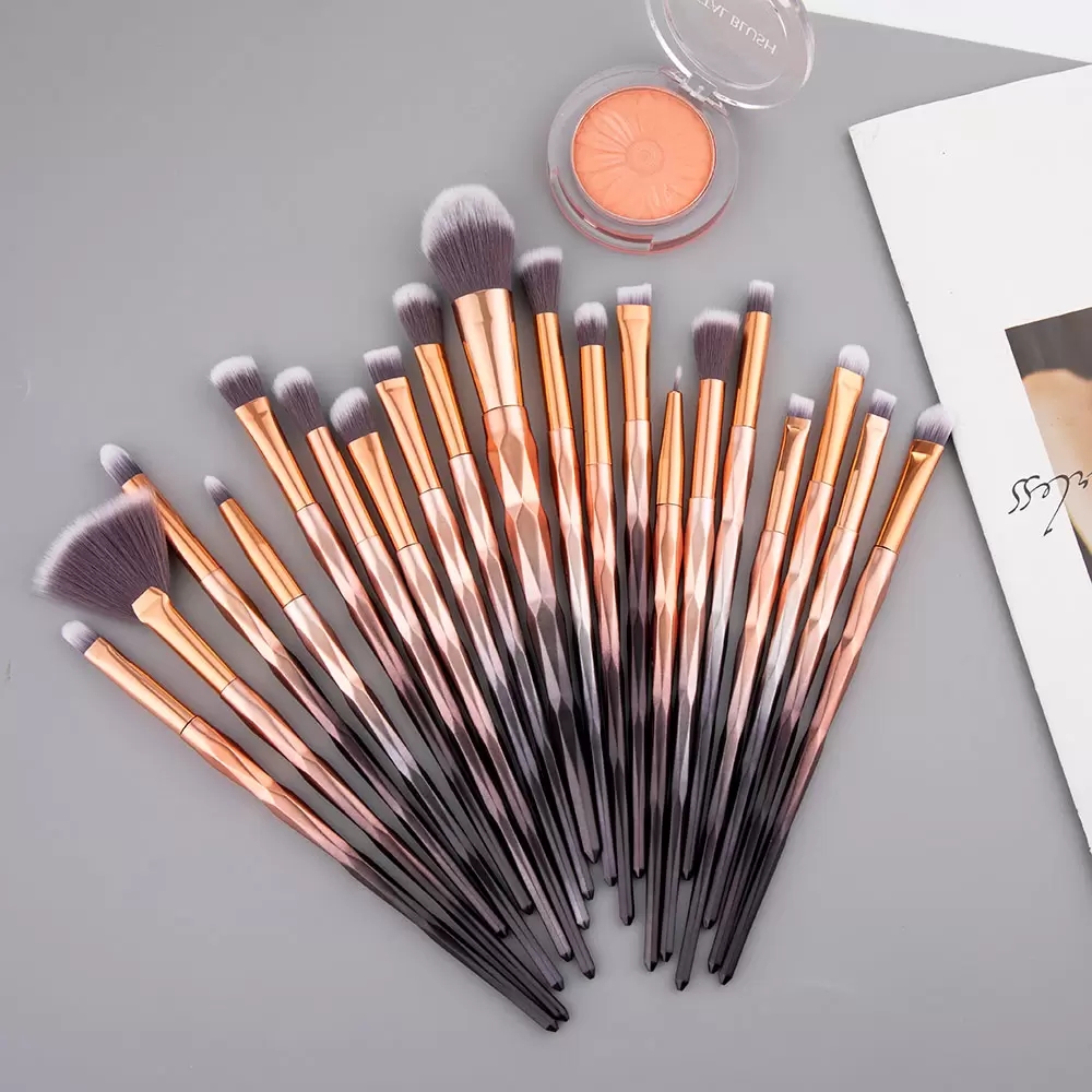 Makeup Brush Set 20pcs diamond gradient beauty tools to be used for Powder Eye Shadow Foundation Blend Blush Lip Brush Eyes Eyeliner Eyelash Eyebrow b