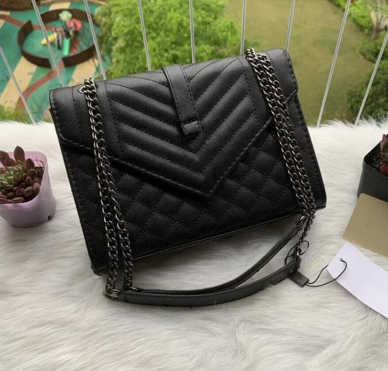 2022 High Quality 2 colors Women Shoulder bag black and gold chain bags Crossbody Pure color handbag Messenger Tote Purse Wallet
2022 High Quality 2 colors Women Shoulder bag black and gold chain bags Crossbody Pure color handbag Messenger Tote Purse Wallet