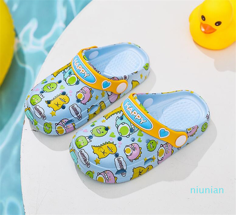 2021 spring summer trend wild cartoon graffiti hole slippers children's dual-use sandals and pink blue yellow
2021 spring summer trend wild cartoon graffiti hole slippers children's dual-use sandals and pink blue yellow