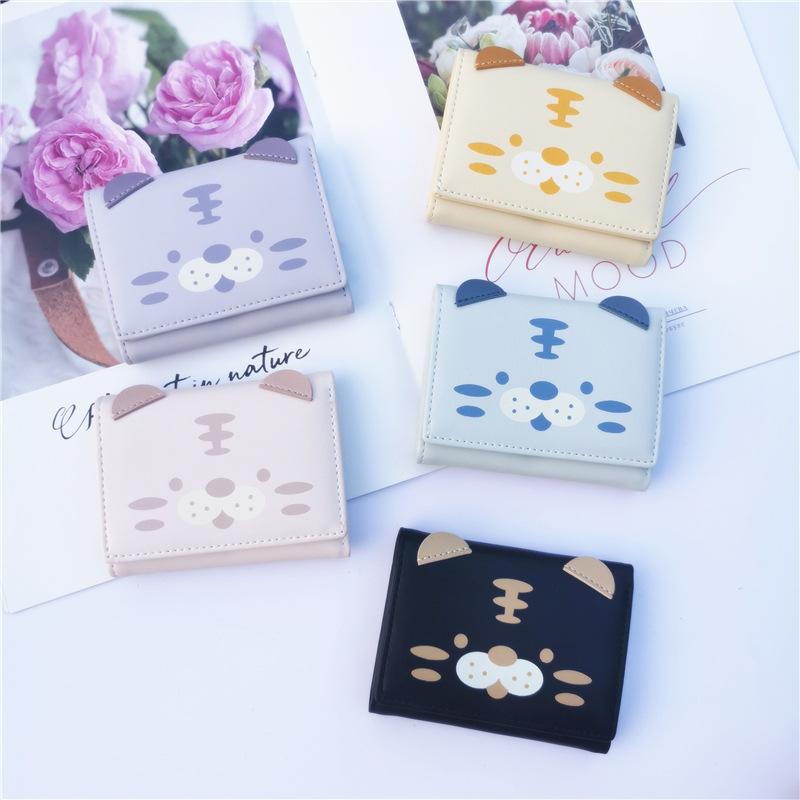 Wallets 2022 Tiger Short Wallet For Women Men Pu Leather Animal Money Bag Card Holder Clutch Teens Students Cartoon Cute Small Purses, Red;black
Wallets 2022 Tiger Short Wallet For Women Men Pu Leather Animal Money Bag Card Holder Clutch Teens Students Cartoon Cute Small Purses, Red;black