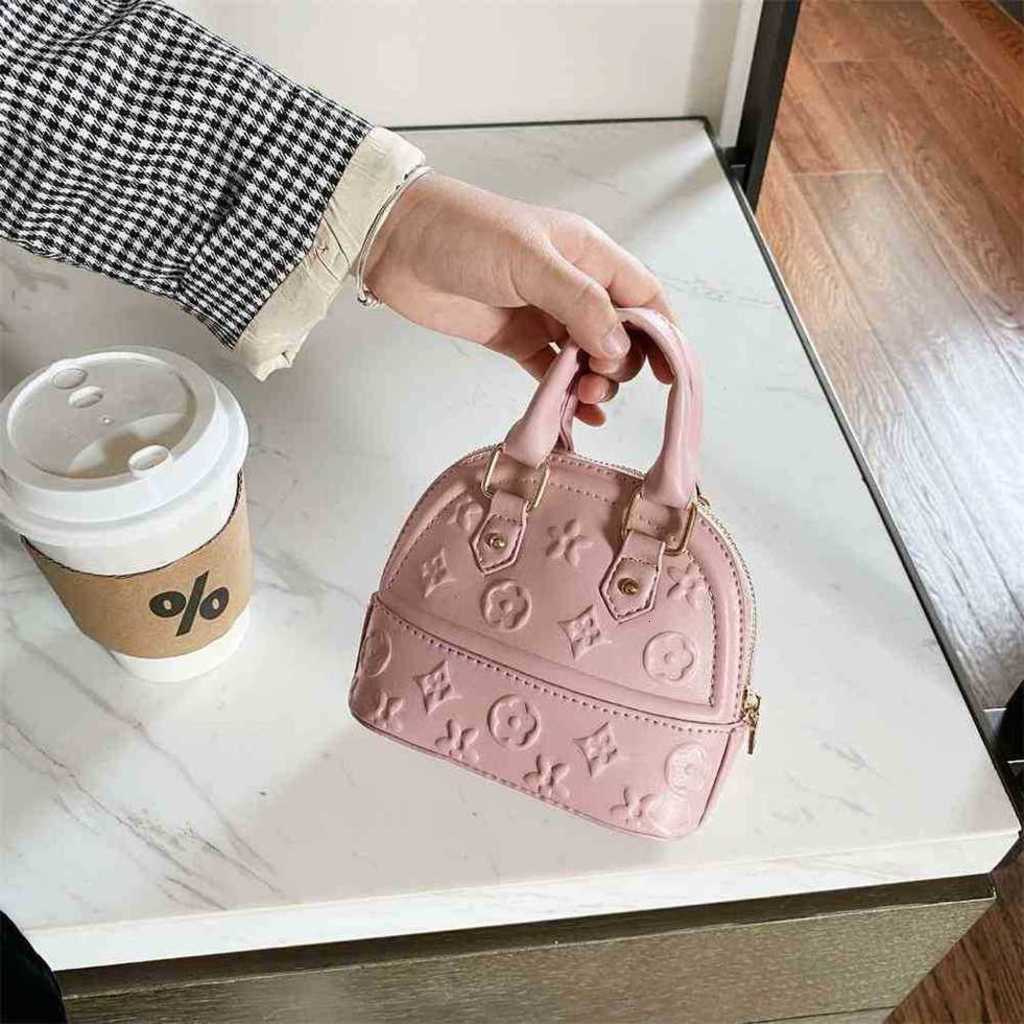 Fashion Kids Children Shell Handbag PU Leather Baby Girl Shaped Slant Cross Messenger Bag Mini Cute Zero Wallet Purses Dinner Party Bags, Black
Fashion Kids Children Shell Handbag PU Leather Baby Girl Shaped Slant Cross Messenger Bag Mini Cute Zero Wallet Purses Dinner Party Bags, Black