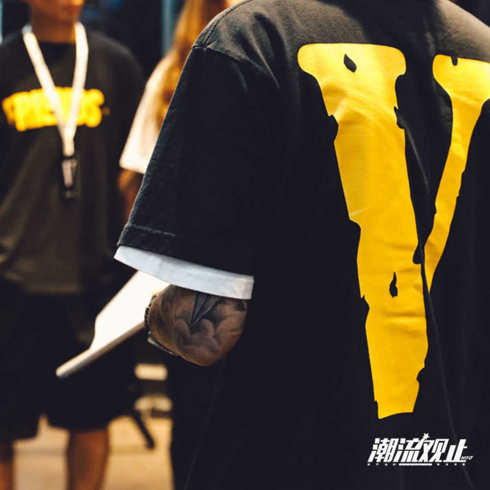 Angel v Vlone Smoke Big Friends Short Reflective Sleeve t shirt, Purple v white
Angel v Vlone Smoke Big Friends Short Reflective Sleeve t shirt, Purple v white