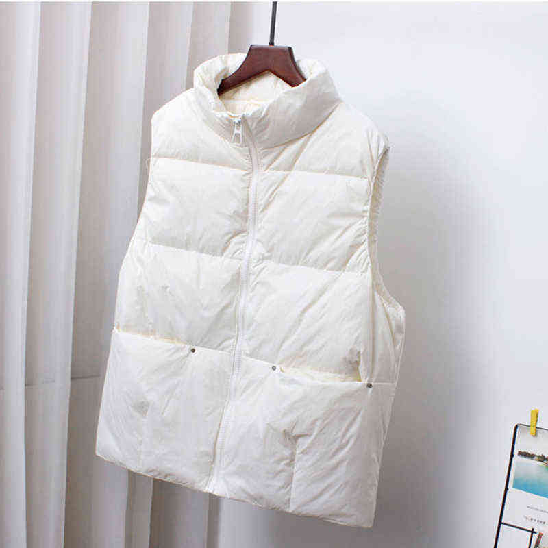 Body Warmer Women's Down Vest Jacket Loose White Duck Down Thick Waistcoat Vest Zipper Sleeveless Coat For Women 211130