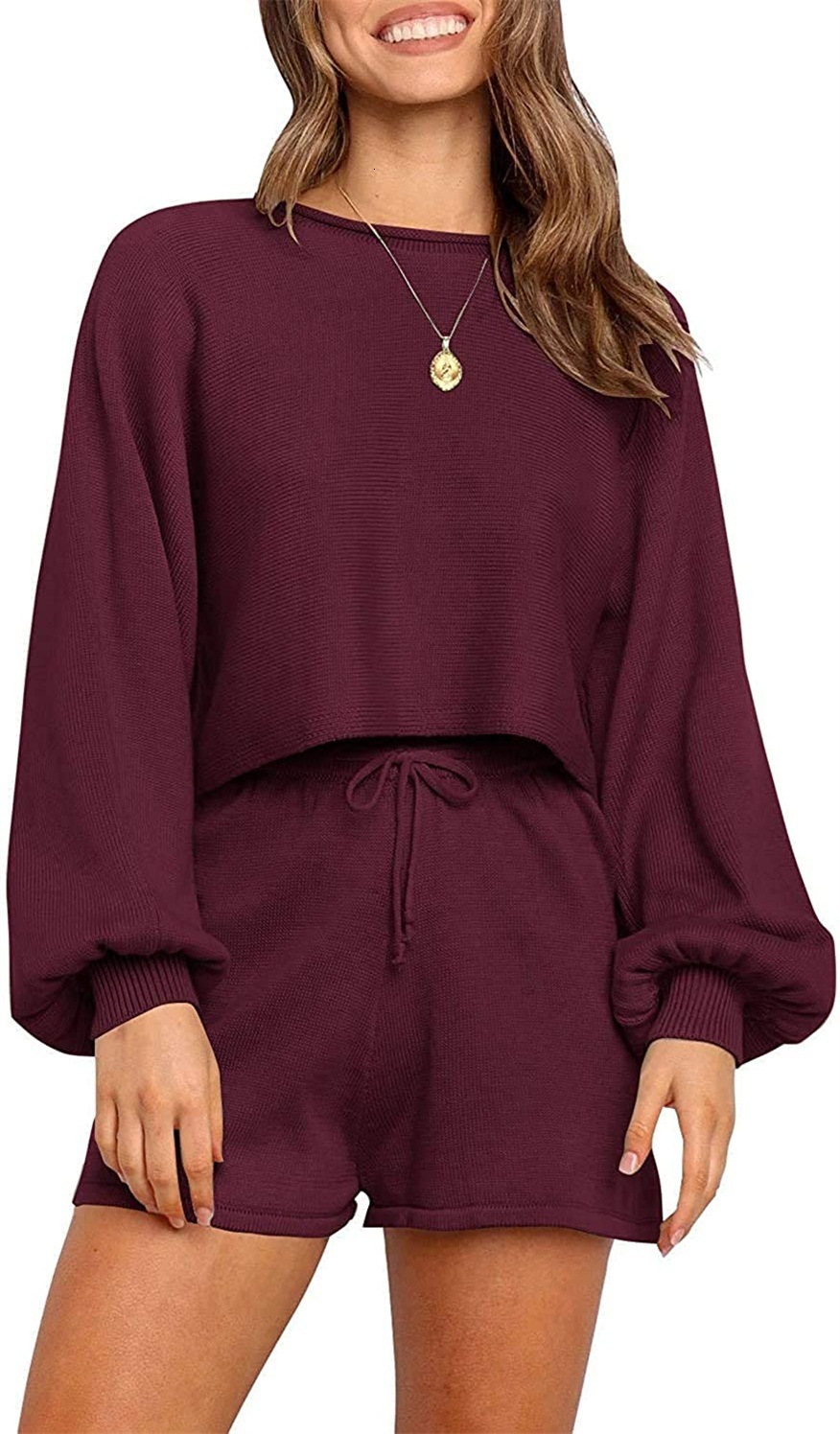 tracksuits sportswear 2021 women's 2-piece long sleeve knitted pullover open navel shorts, Gray
tracksuits sportswear 2021 women's 2-piece long sleeve knitted pullover open navel shorts, Gray