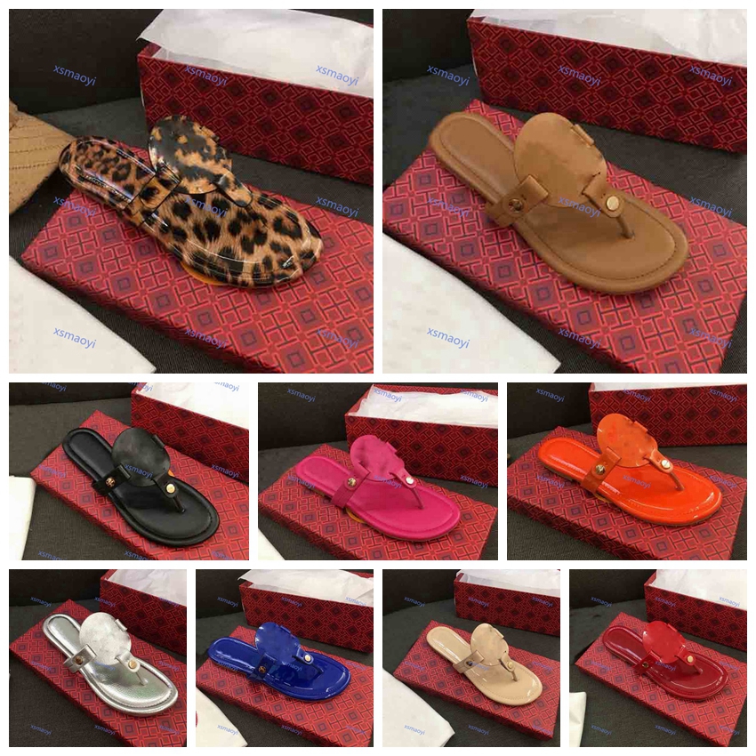 2021 Ladies Fashion Leather Thong Slipper Sneakers Sandals Breeze Flicking Slippers Luxe Flat Women Size Children' Shoes, Black;grey
2021 Ladies Fashion Leather Thong Slipper Sneakers Sandals Breeze Flicking Slippers Luxe Flat Women Size Children' Shoes, Black;grey
