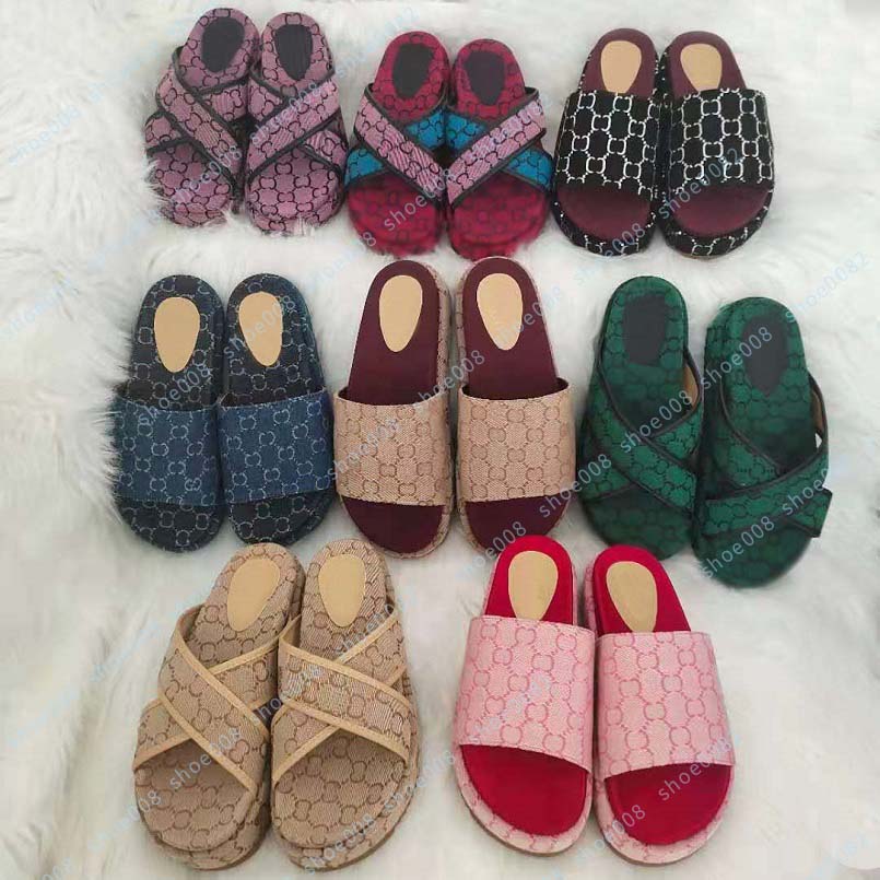 Luxury flat sandals design embroidery black thick soled slippers shallow beach leisure indoor complete set of accessories 35-41 By shoe008, Box
Luxury flat sandals design embroidery black thick soled slippers shallow beach leisure indoor complete set of accessories 35-41 By shoe008, Box