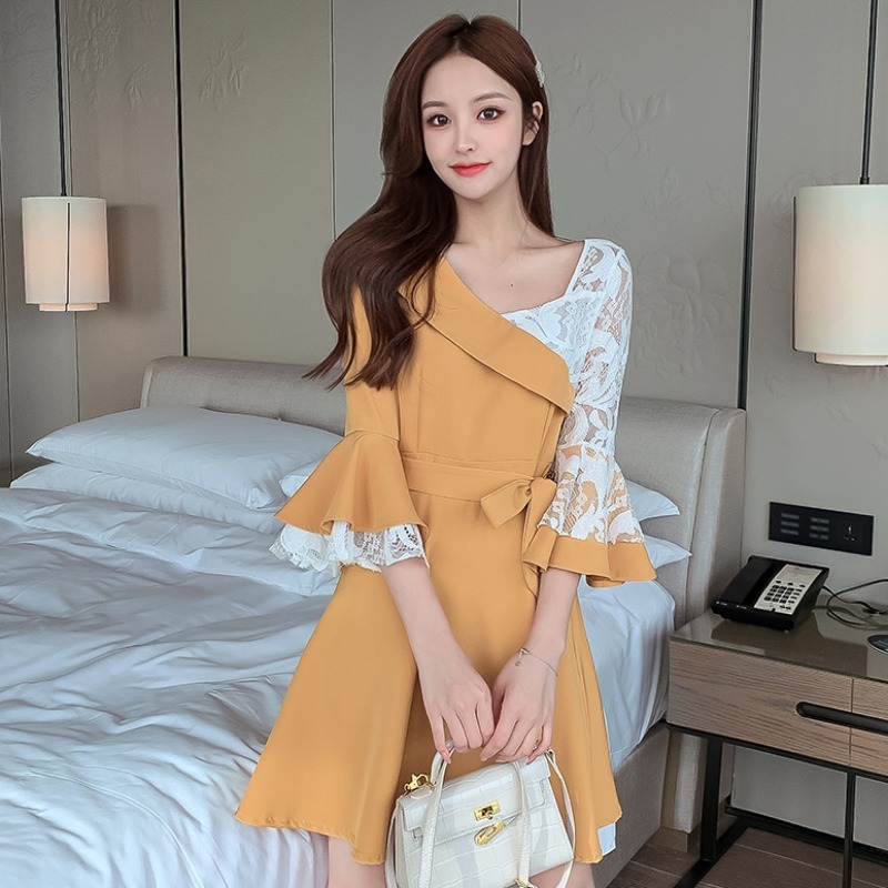Korean Spring Elegant Mini Party Dress Fashion Women Casual Belt Lace Flare Sleeve Splicing Vintage Female 210519