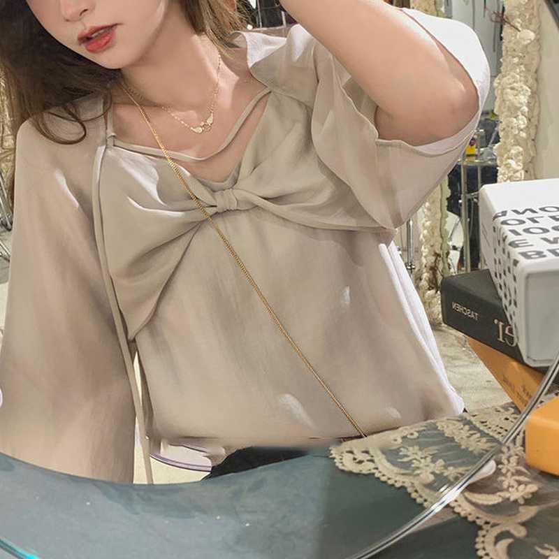 Solid Bow Blouse Vintage Square Collar TOP Women Elegant Office Lady Shirt Female Chic Butterfly Sleeve Designer Blusas 210604, Black blouse
Solid Bow Blouse Vintage Square Collar TOP Women Elegant Office Lady Shirt Female Chic Butterfly Sleeve Designer Blusas 210604, Black blouse