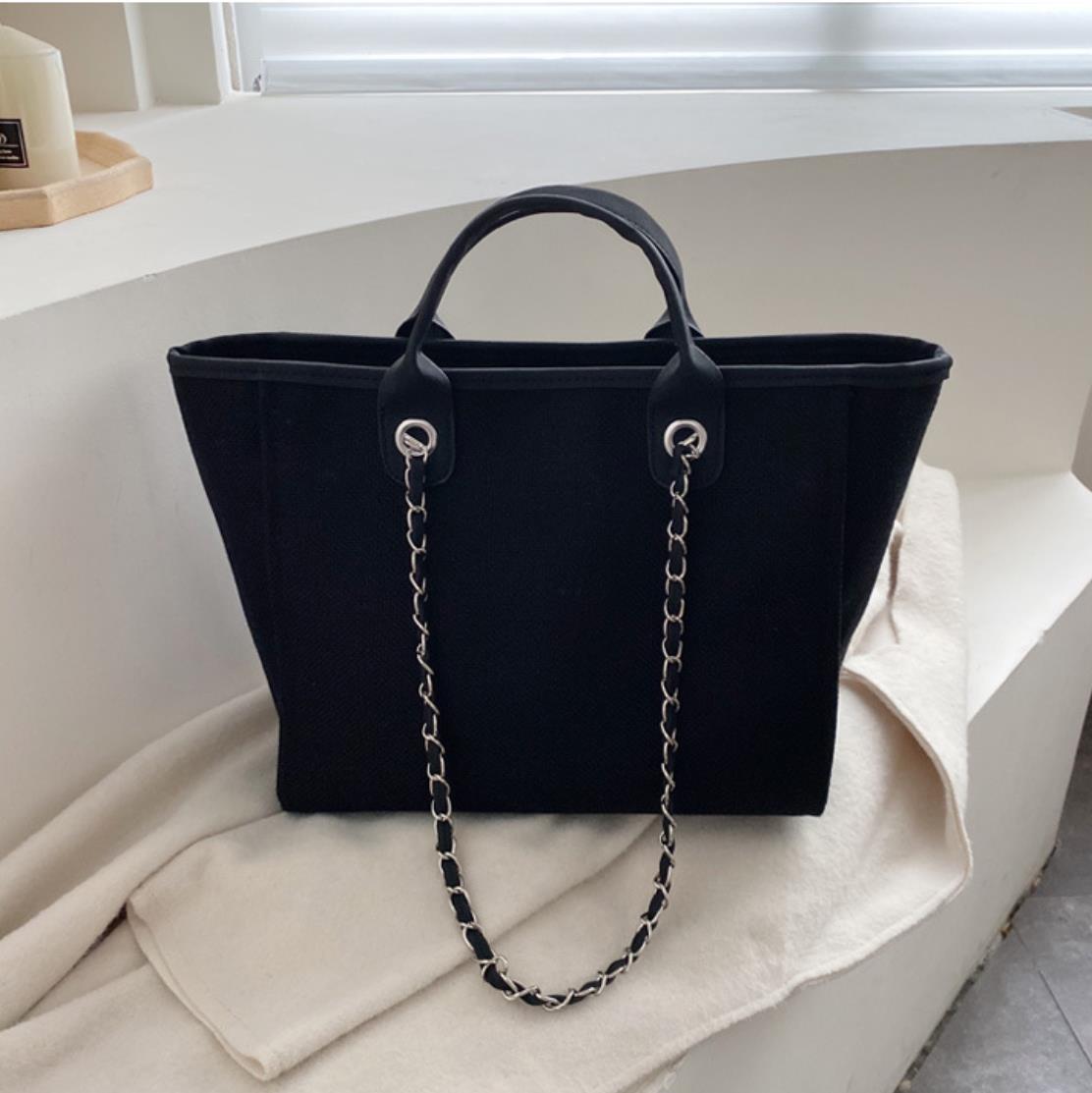 Bucket Bag Fashion 2021 Gold chain Newset Handbag Designers Print Embroidery Multicolor Single Shoulder Large Capacity Luxurys
Bucket Bag Fashion 2021 Gold chain Newset Handbag Designers Print Embroidery Multicolor Single Shoulder Large Capacity Luxurys