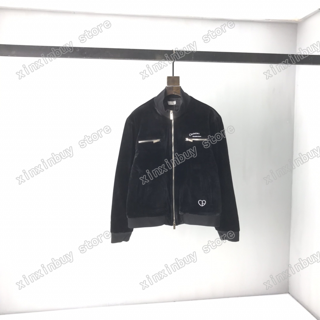 21ss mens designers Flight Jackets Jacquard Christian Graffiti Golden velvet clothes streetwear Coats Outerwear Hooded men Clothing Cotton black
21ss mens designers Flight Jackets Jacquard Christian Graffiti Golden velvet clothes streetwear Coats Outerwear Hooded men Clothing Cotton black