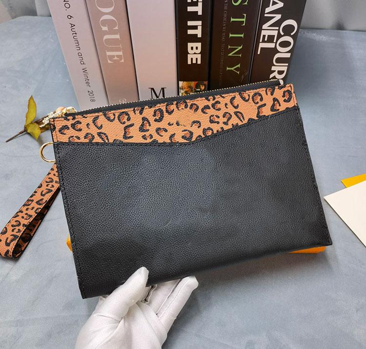 Leopard zipper wallet brand designer L high-quality card bag men and women gift coin purse, Black
Leopard zipper wallet brand designer L high-quality card bag men and women gift coin purse, Black