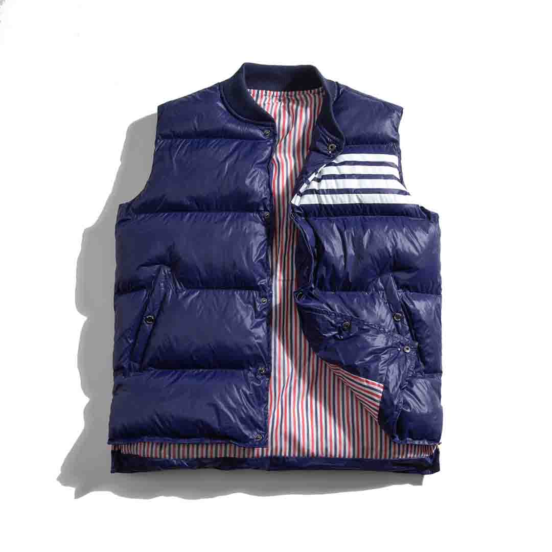 men's vest winter fashion silver male cotton-padded hooded coats sleeveless jackets casual thick waistcoats mens clothing, Black;white
men's vest winter fashion silver male cotton-padded hooded coats sleeveless jackets casual thick waistcoats mens clothing, Black;white