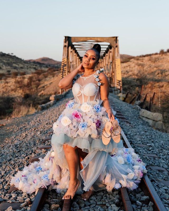 2021 Plus Size Arabic Aso Ebi Colorful Beaded Wedding Gowns Backless Hand Made Flowers Hi-Lo Bridal Dresses ZJ475