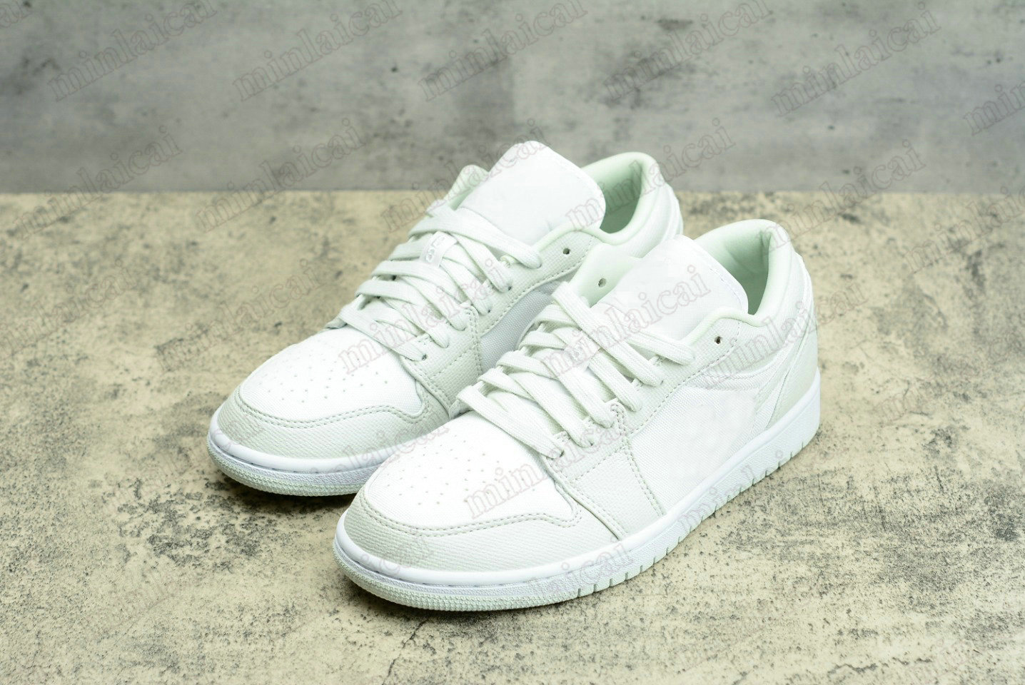 1 Low White Green Spruce Aura 1s Canvas Basketball Designer Shoes Tropical Twist Fashion Chaussures Trainers Sports Sneakers, Black
1 Low White Green Spruce Aura 1s Canvas Basketball Designer Shoes Tropical Twist Fashion Chaussures Trainers Sports Sneakers, Black