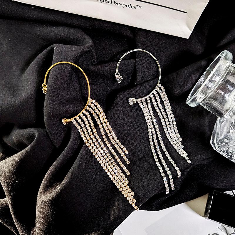 Stud 1Pcs Spring And Summer Women's Earrings Fashion Exaggerated Style Geometric Tassel Long Zircon, Golden;silver
Stud 1Pcs Spring And Summer Women's Earrings Fashion Exaggerated Style Geometric Tassel Long Zircon, Golden;silver