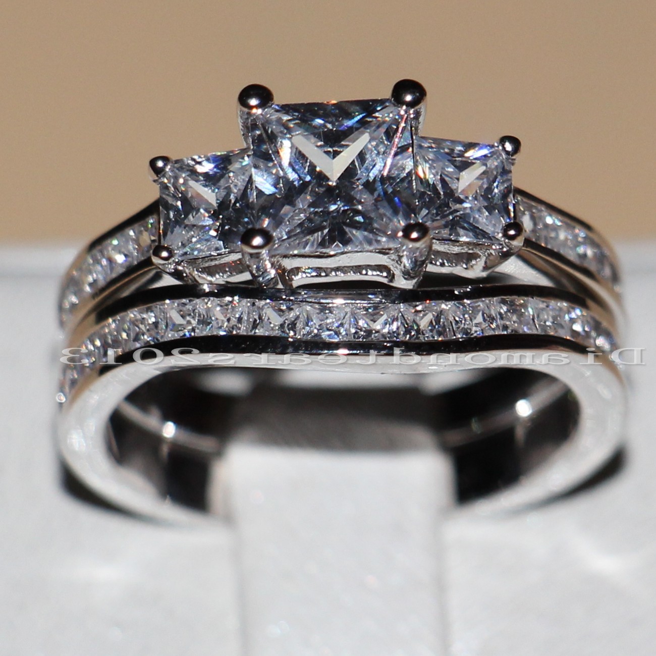 Victoria Wieck Luxury Jewelry 10kt white gold filled Topaz Simulated Diamond Wedding princess Bridal Rings for Women dff0998, Silver
Victoria Wieck Luxury Jewelry 10kt white gold filled Topaz Simulated Diamond Wedding princess Bridal Rings for Women dff0998, Silver