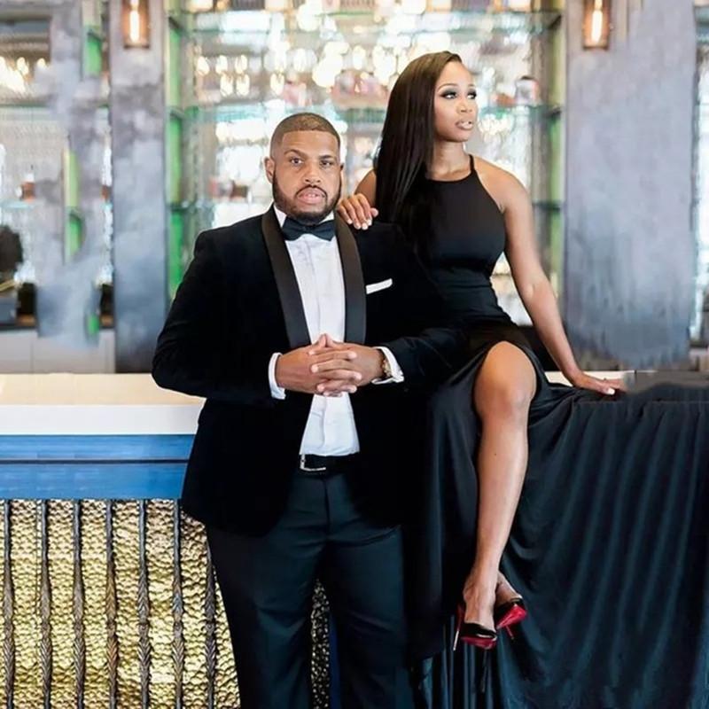 Men's Suits & Blazers Plus Size Black Velvet Mens Formal Tuxedos 2021 Shawl Trim Classic Fit One Button Man Men Suit Party (jacket+Trousers)
Men's Suits & Blazers Plus Size Black Velvet Mens Formal Tuxedos 2021 Shawl Trim Classic Fit One Button Man Men Suit Party (jacket+Trousers)