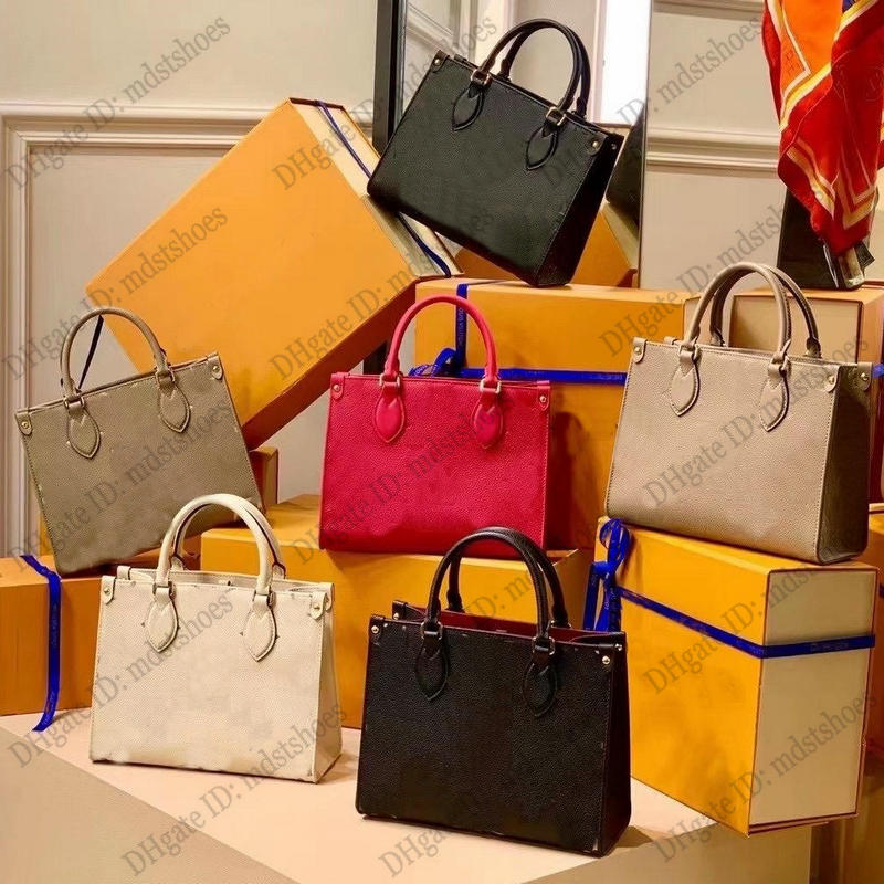 ONTHEGO PM Mini On the Go Tote 25 Bag Embossed Bicolor Leather Womens Designer Luxurys Handbag Cross Body M45660 M45654 M45659
ONTHEGO PM Mini On the Go Tote 25 Bag Embossed Bicolor Leather Womens Designer Luxurys Handbag Cross Body M45660 M45654 M45659