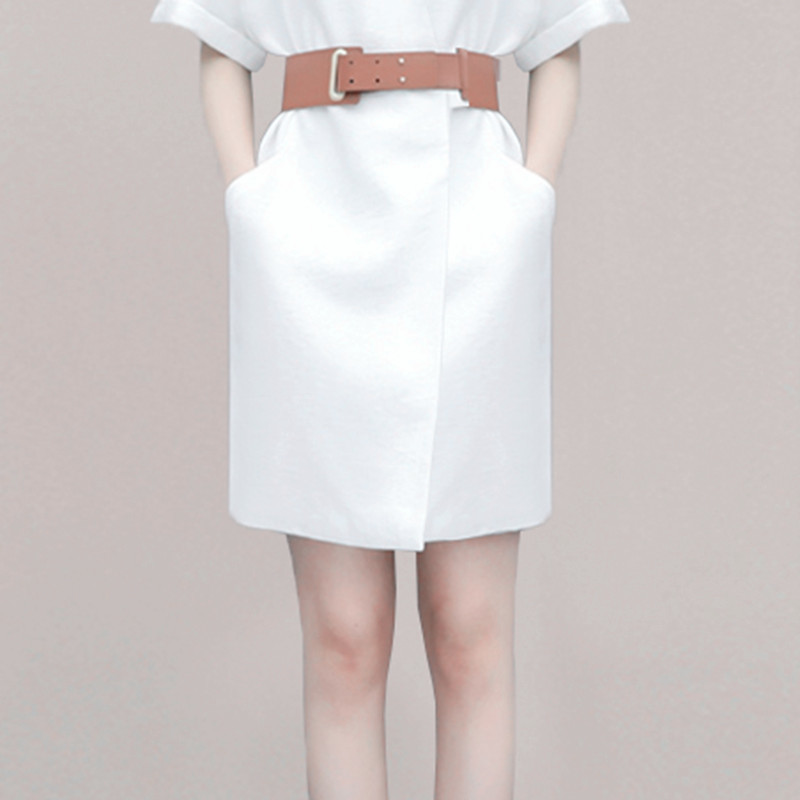 Summer Fashion European Station Women's Dress Wind Simple Short Sleeve V-neck Temperament With Belt 210506