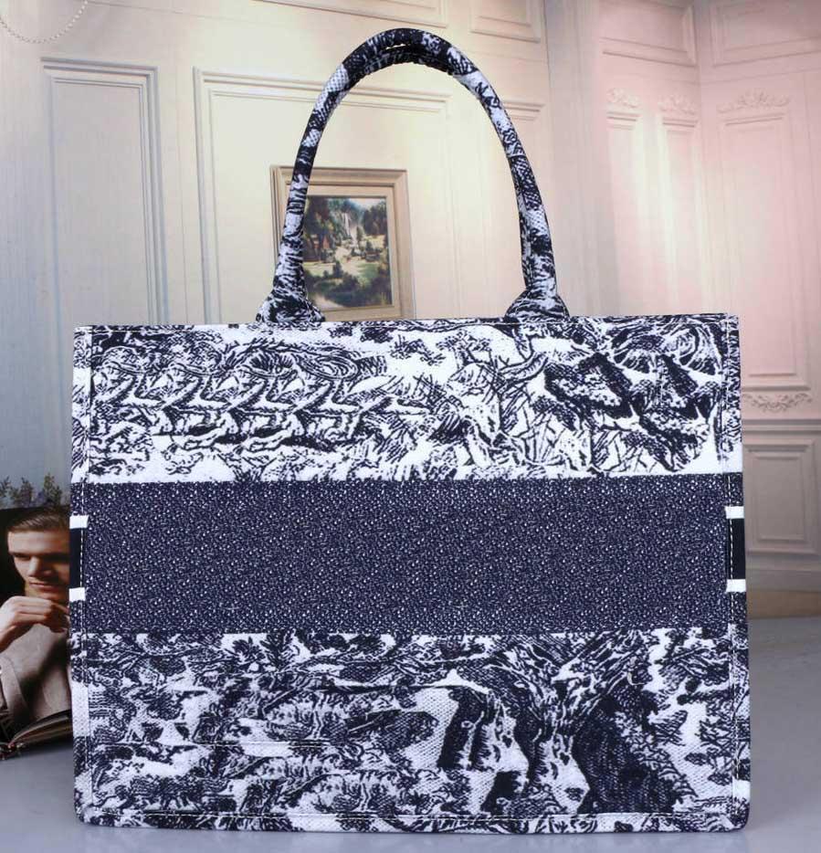 2021 Designer totes Shoulder Bags women's classic letter printed shopping bag fashion high quality handbag
2021 Designer totes Shoulder Bags women's classic letter printed shopping bag fashion high quality handbag
