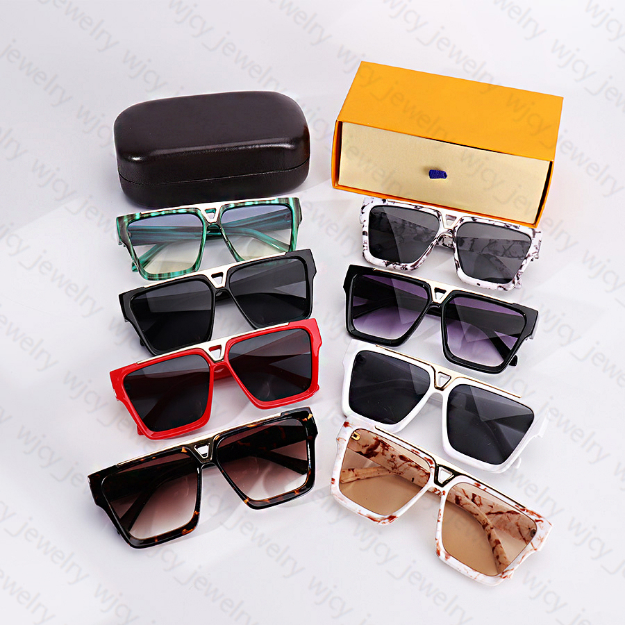 Sunglasses Designer Sunglasses Fashion Summer Beach Glasses Full Frame Letter Rectangle Design for Man Woman 8 Optional High Quality
Sunglasses Designer Sunglasses Fashion Summer Beach Glasses Full Frame Letter Rectangle Design for Man Woman 8 Optional High Quality