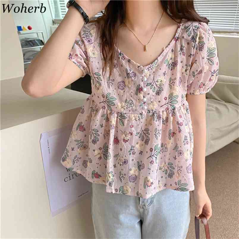 Summer Korean Vintage Floral Print Blouses Womensweet Ruffle Shirts Short Sleeve V-neck Tops Fashoin Female Blusas 210519, Apricot
Summer Korean Vintage Floral Print Blouses Womensweet Ruffle Shirts Short Sleeve V-neck Tops Fashoin Female Blusas 210519, Apricot