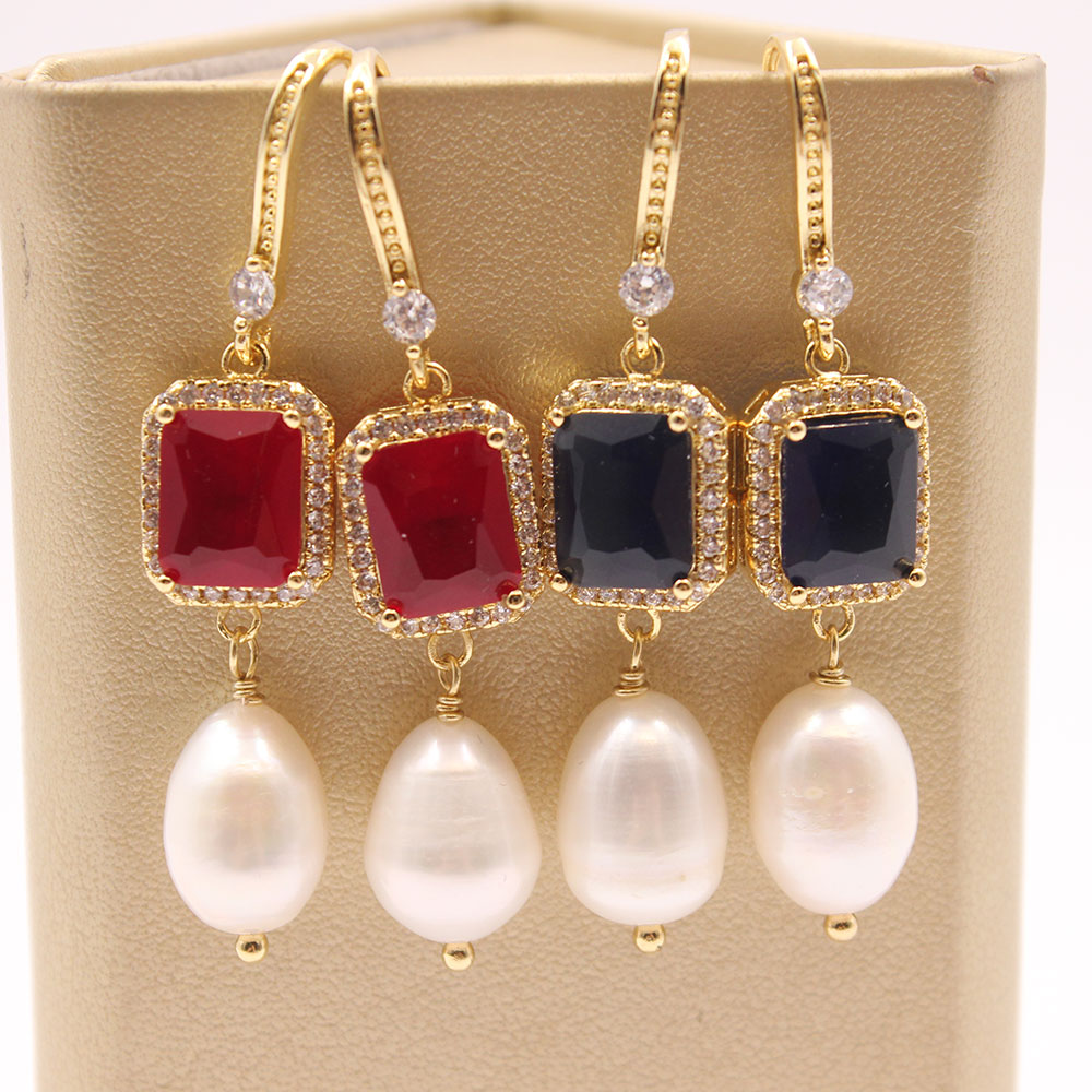 GuaiGuai Jewelry Freshwater White Rice Pearl Rectangle Shape Crystal Gold Plated Cz Pave Hook Dangle Earrings Handmade For Women
GuaiGuai Jewelry Freshwater White Rice Pearl Rectangle Shape Crystal Gold Plated Cz Pave Hook Dangle Earrings Handmade For Women