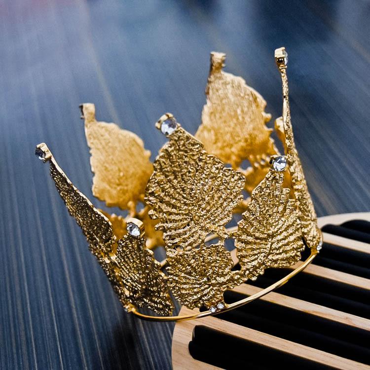 Hair Clips & Barrettes Bride Crown Headdress Female 2021 Super Fairy Baroque Adult Small Round Princess Wedding Products, Golden;silver
Hair Clips & Barrettes Bride Crown Headdress Female 2021 Super Fairy Baroque Adult Small Round Princess Wedding Products, Golden;silver