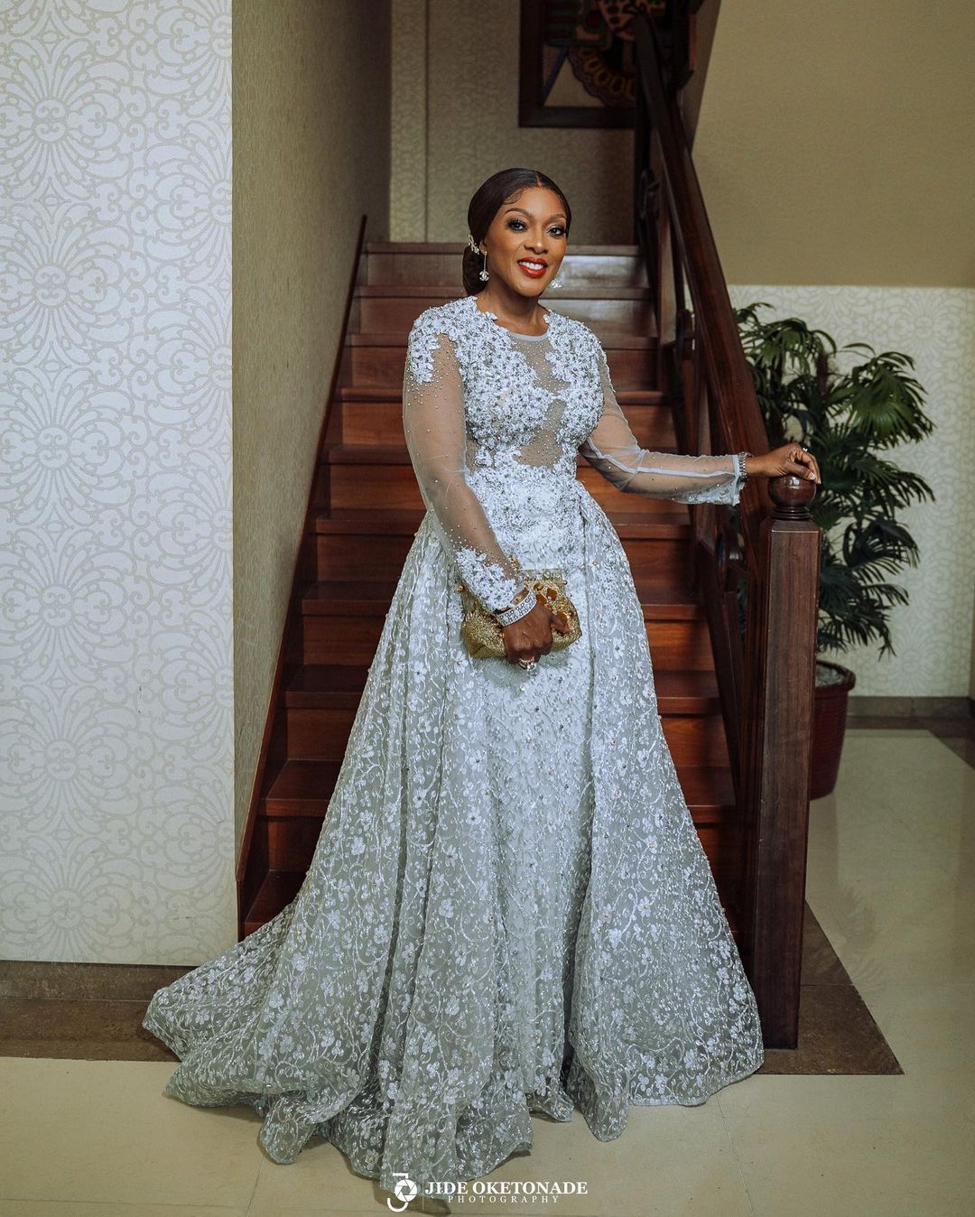 2022 Plus Size Arabic Aso Ebi Luxurious Lace Beaded Wedding Dress Long Sleeves Vintage Sexy Bridal Gowns Dresses ZJ305