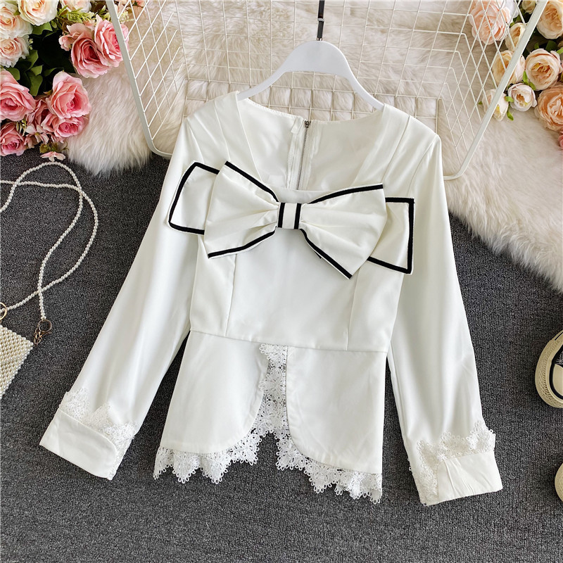 Kimutomo Elegant Lace Patchwork Women Blouses Shirt Fashion Ruffles French Style Square Collar Bow Long Sleeve Short Tops 210521