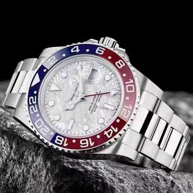 U1 21 high quality men's adjustable consumer belt watch ST9 stainless steel red frame blue dial automatic winding mechanical GMT
U1 21 high quality men's adjustable consumer belt watch ST9 stainless steel red frame blue dial automatic winding mechanical GMT