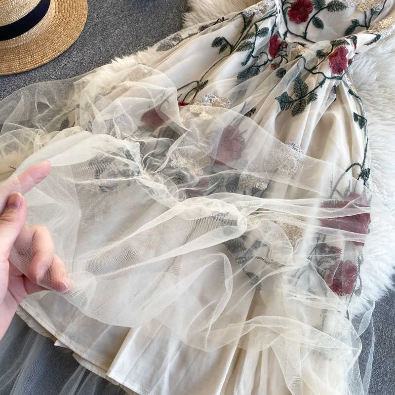 Women Fashion Round Neck Embroidered Flower Sleeveless High Waist Gauze A-line Dress Elegant Clothes Vestidos R361 210527