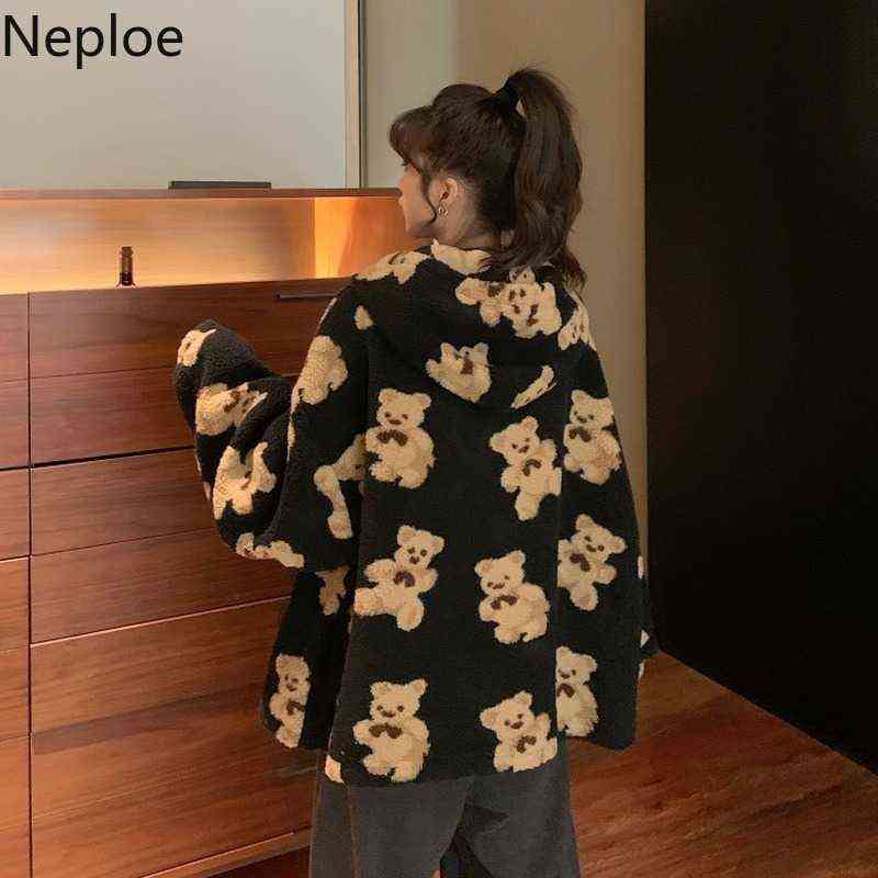 Neploe Cute Women Hoodie Winter Loose Hoodies Sweatshirts Streetwear Thick Lamb Wool Bear Coat Zipper Oversized Outwear 211109