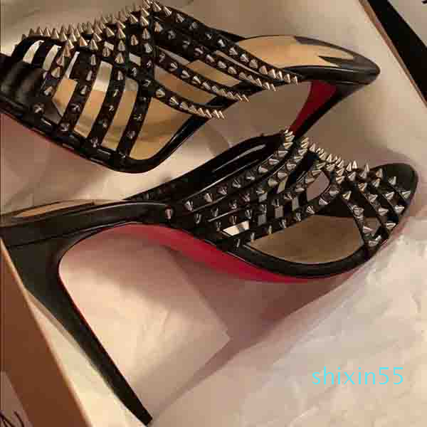 2021s Women high heels slipper sandal red bottom spiked heeled Marthaspike Black Silver Open Sandal Mule Heel Pump 0966
2021s Women high heels slipper sandal red bottom spiked heeled Marthaspike Black Silver Open Sandal Mule Heel Pump 0966