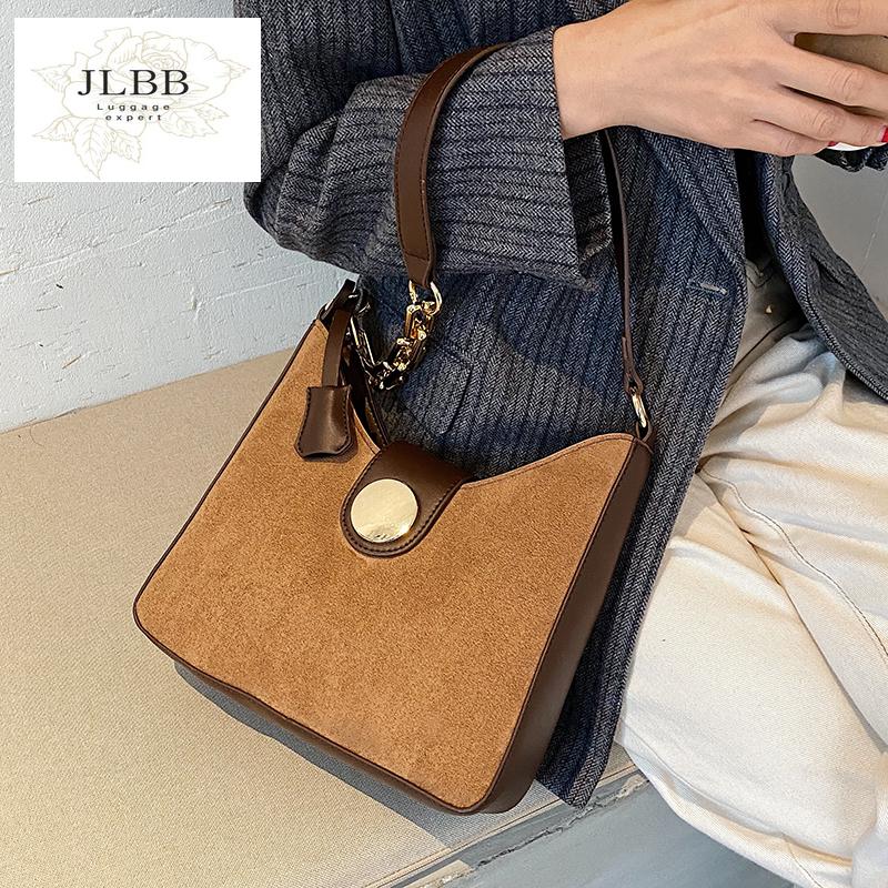 Evening Bags Simple Scrub Leather Shoulder For Women 2021 Winter Handbags Lux Trend Designer Women's Luxury Chain Hand Bag
Evening Bags Simple Scrub Leather Shoulder For Women 2021 Winter Handbags Lux Trend Designer Women's Luxury Chain Hand Bag