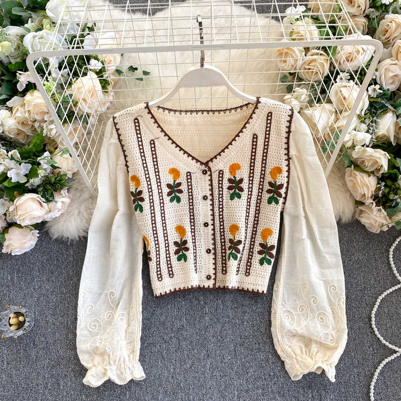 Korean Women's Ins Embroidered Knit Short Tops Lady Fashion Long Sleeve Holiday Blouse V Neck Elegant Shirts Q069 210527