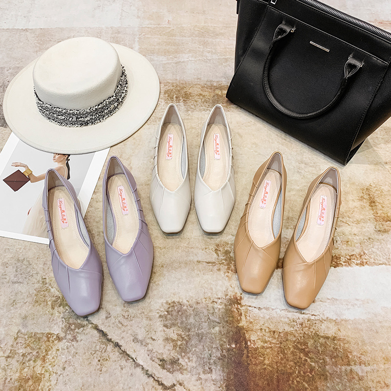 Sandals Korean frilled shallow mouth shoes with one foot on Granny thick heel square head fashion single women 3168-2 3X7P, 1# shoe box
Sandals Korean frilled shallow mouth shoes with one foot on Granny thick heel square head fashion single women 3168-2 3X7P, 1# shoe box