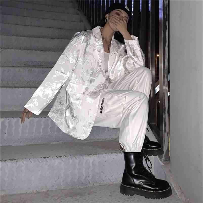 Gothic Vintage Women Jacket Long Sleeve Retro Thin Blazer For Female Fashion Chinese Dragon Print White Outwears 210517
Gothic Vintage Women Jacket Long Sleeve Retro Thin Blazer For Female Fashion Chinese Dragon Print White Outwears 210517