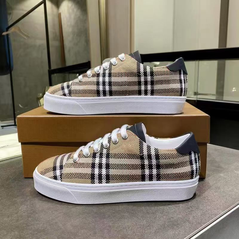 2021 mens vintage check leather sneakers women designer shoes logo print cotton sneaker rubber bottom lattice trainer outdoor casual sneaker, Black 
2021 mens vintage check leather sneakers women designer shoes logo print cotton sneaker rubber bottom lattice trainer outdoor casual sneaker, Black