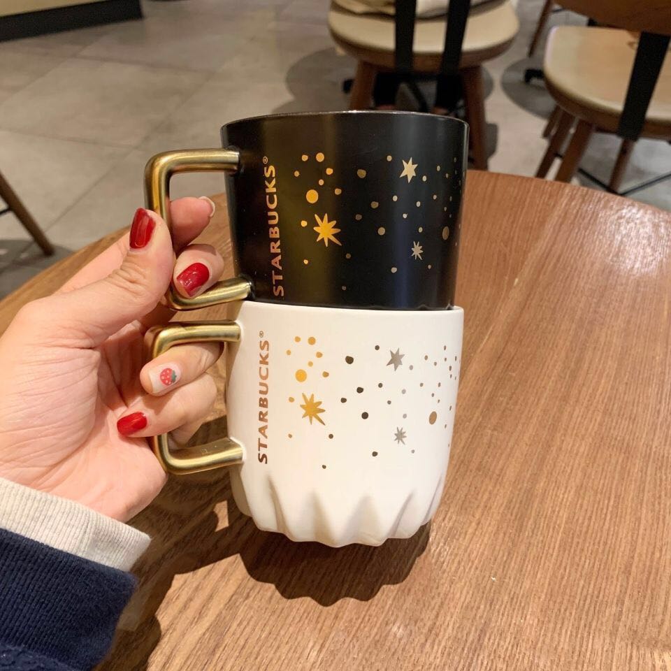 Starbucks Cup Luxury Kiss Cups Couple Ceramic Mugs Married Couples Anniversary Morning Mug Milk Coffee Tea Breakfast Valentines Day 400ML, As show
Starbucks Cup Luxury Kiss Cups Couple Ceramic Mugs Married Couples Anniversary Morning Mug Milk Coffee Tea Breakfast Valentines Day 400ML, As show
