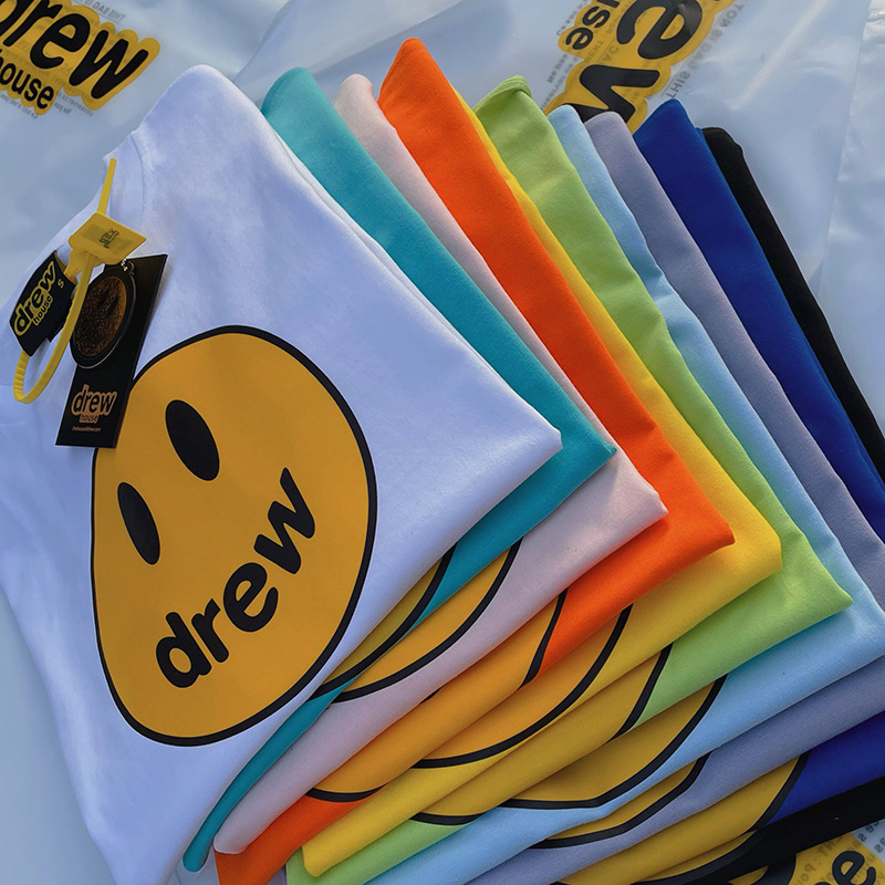 21ss drew house bottoming t shirt couple casual high street round neck short sleeve smiley face t-shirt quality for men women designer tren, White;black
21ss drew house bottoming t shirt couple casual high street round neck short sleeve smiley face t-shirt quality for men women designer tren, White;black