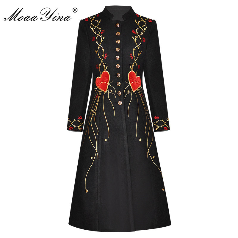 Fashion Designer Woolen coat Winter Women Long sleeve Stand collar Single-breasted Embroidery black Vintage Overcoat 210524
Fashion Designer Woolen coat Winter Women Long sleeve Stand collar Single-breasted Embroidery black Vintage Overcoat 210524