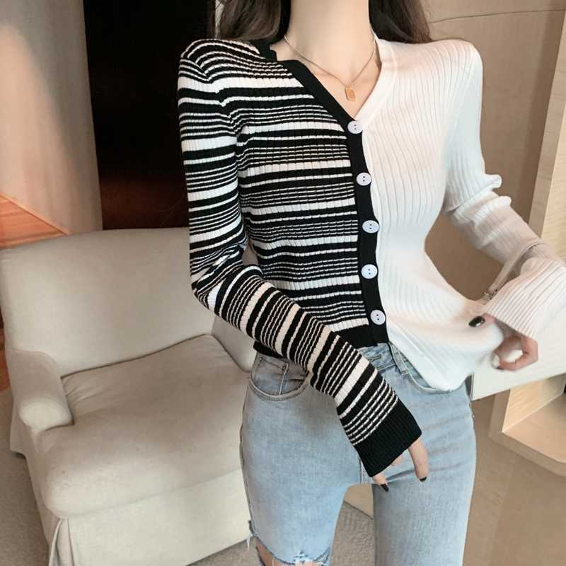 Korean Sweater Irregular V Neck Knitted Woman Striped Long Sleeve Pullovers 210604, Gray
Korean Sweater Irregular V Neck Knitted Woman Striped Long Sleeve Pullovers 210604, Gray
