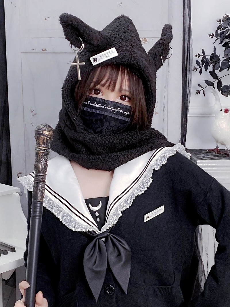 Japanese Harajuku Girls Long Rabbit Ear Hat Gothic Black Cross Chain Lambswool Winter Warm Hooded Scarf Caps Streetwearg, Skeleton chain
Japanese Harajuku Girls Long Rabbit Ear Hat Gothic Black Cross Chain Lambswool Winter Warm Hooded Scarf Caps Streetwearg, Skeleton chain